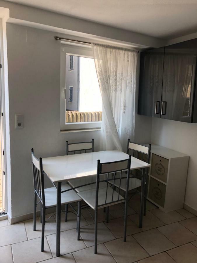 Ferienwohnung Beutelsbacherstrasse 12 Unterturkheim Estugarda Exterior foto